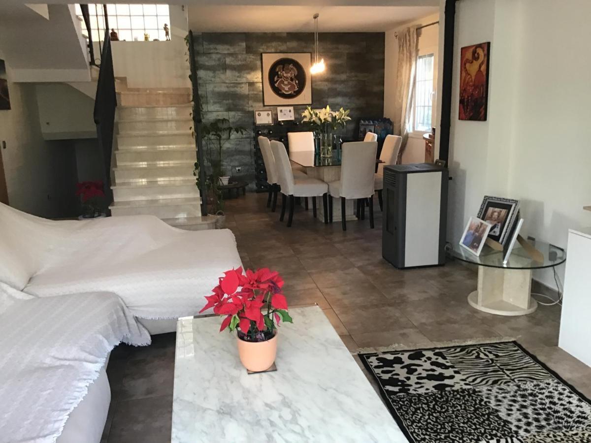 لالفاس دبل بي Double Room With Shared Bathroom And Shared Communal Areas R4 المظهر الخارجي الصورة