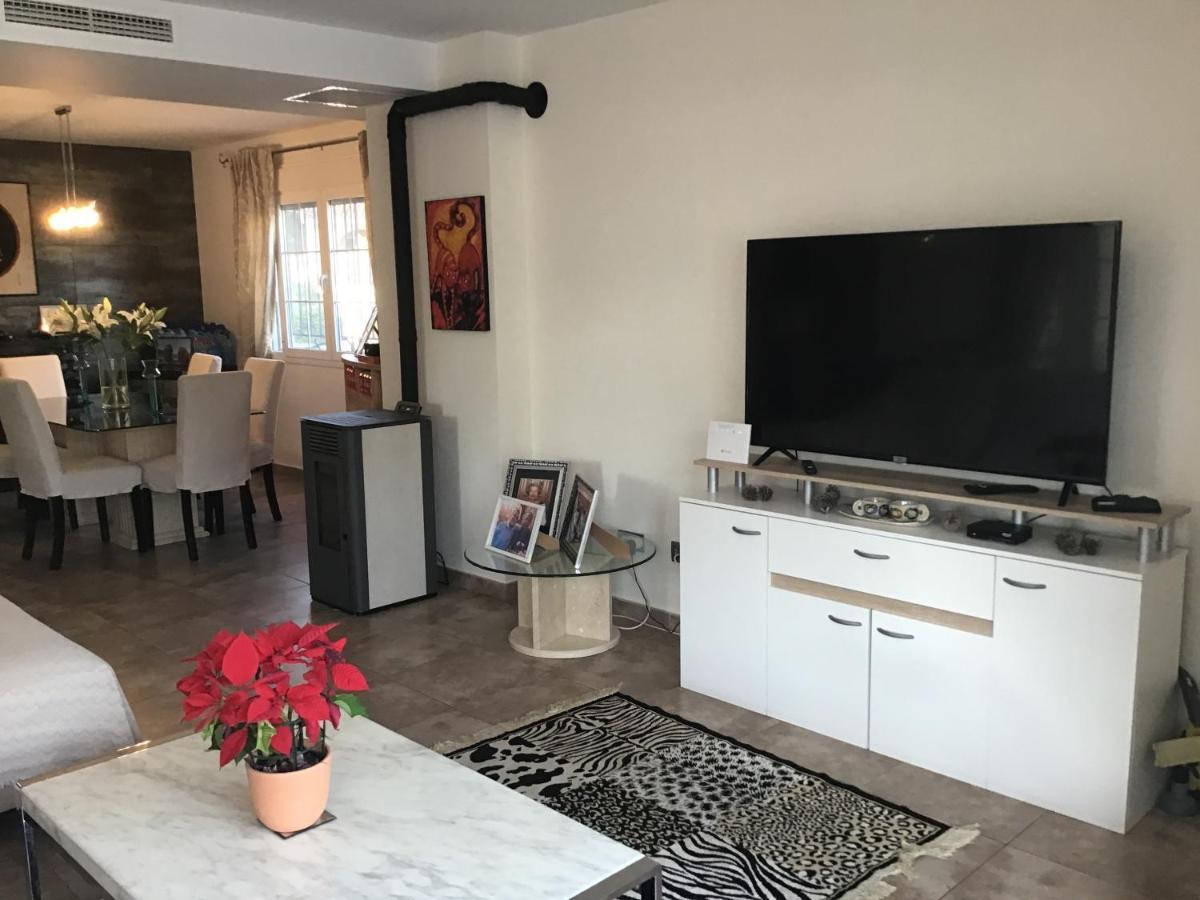 لالفاس دبل بي Double Room With Shared Bathroom And Shared Communal Areas R4 المظهر الخارجي الصورة