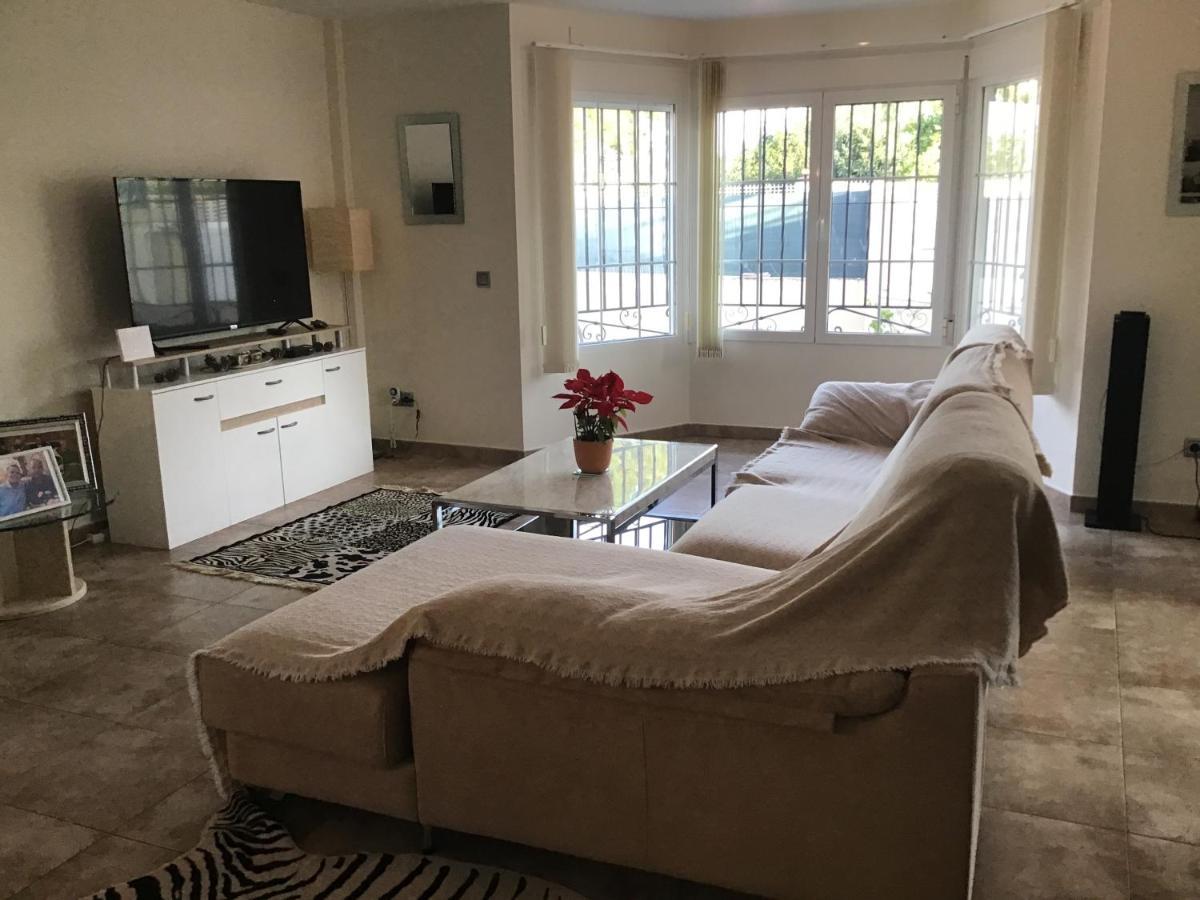 لالفاس دبل بي Double Room With Shared Bathroom And Shared Communal Areas R4 المظهر الخارجي الصورة